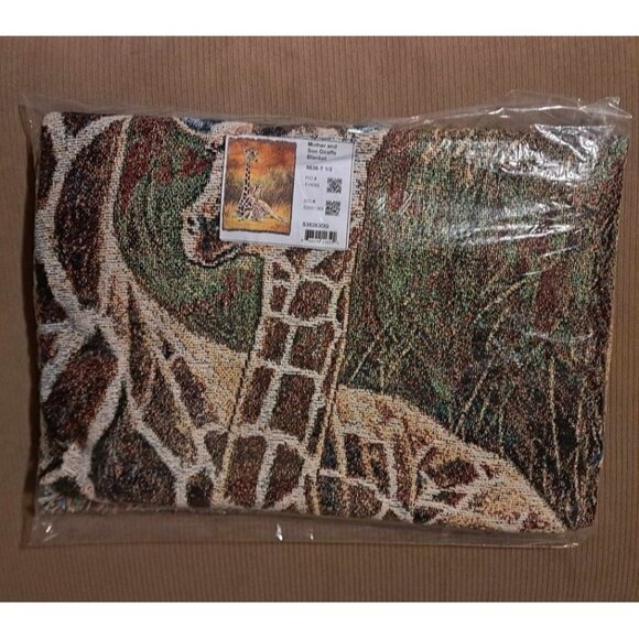 New Giraffe Family Woven Afghan Throw Blanket Gift Giraffes African Safari NIP - Picture 2 of 2